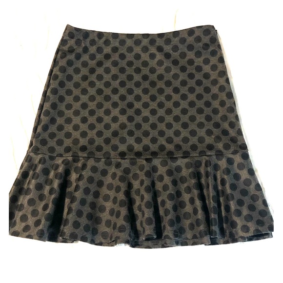 Gray Polka Dot Skirt 💕 - Picture 4 of 7